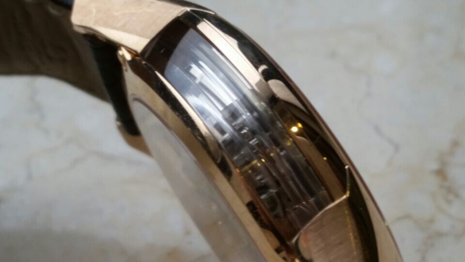 18k玫瑰金欧米茄碟飞侧透8501机芯